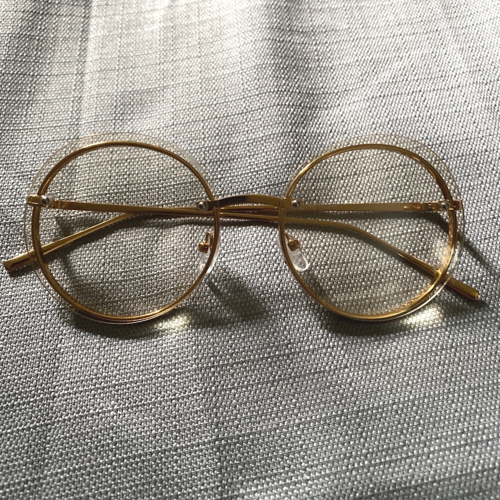 ✨Circle framed shades✨